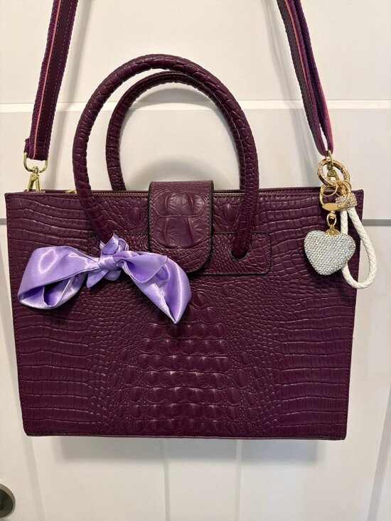 Handbags - An exquisite crocodile-pattern genuine leather satchel handbag